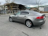 Usado Jaguar XE Portfolio 200 CV (147 kW) 2018 Gris / plata Berlina