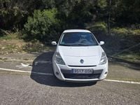Usado Renault Clio II Authentique 75 CV (55 kW) 2009 Blanco Utilitario