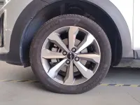 Usado Kia Stonic 100 CV (73 kW) 2024 Gris SUV