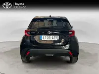 Usado Toyota Yaris 125 CV (91 kW) 2021 Negro Utilitario