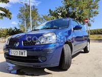 Usado Renault Clio II 75 CV (55 kW) 2001 Azul Berlina