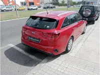 Usado Kia Ceed 120 CV (88 kW) 2021 Rojo Utilitario