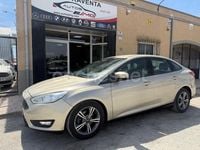 Usado Ford Focus Trend 125 CV (91 kW) 2018 Beige Berlina