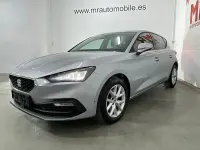 Usado Seat Leon Style 115 CV (84 kW) 2022 Gris / plata Berlina