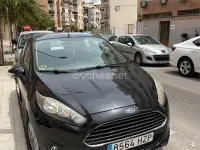 Usado Ford Fiesta Trend 75 CV (55 kW) 2014 Negro Utilitario