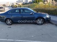 Usado VW Jetta Advance 105 CV (77 kW) 2007 Azul Berlina