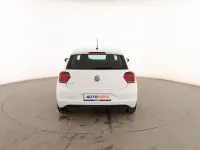 Usado VW Polo Advance 95 CV (69 kW) 2018 Blanco Utilitario