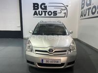 Usado Toyota Corolla Verso Sol 136 CV (100 kW) 2006 Gris / plata Monovolumen
