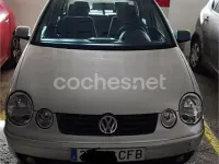 Usado VW Polo Trendline 75 CV (55 kW) 2003 Gris / plata Berlina