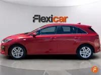 Usado Kia Ceed 120 CV (88 kW) 2021 Rojo Utilitario