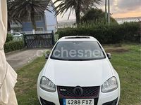 Usado VW Golf V GTI 200 CV (147 kW) 2007 Blanco Berlina