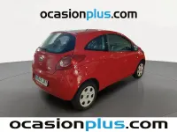 Usado Ford Ka Trend 69 CV (50 kW) 2015 Rojo Utilitario