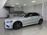 Usado Mercedes A180 109 CV (80 kW) 2020 Gris Utilitario