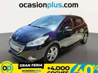 Usado Peugeot 208 Allure 92 CV (67 kW) 2012 Negro Utilitario