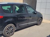 Usado Renault Scénic III Bose Edition 130 CV (95 kW) 2013 Negro Monovolumen
