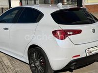 Usado Alfa Romeo Giulietta Distinctive 170 CV (125 kW) 2013 Blanco Berlina