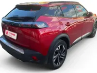 Usado Peugeot 2008 Allure 131 CV (96 kW) 2020 Rojo SUV