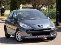 Usado Peugeot 207 120 CV (88 kW) 2007 Plateado
