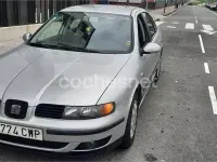 Usado Seat Toledo Stella 110 CV (80 kW) 2004 Gris / plata Berlina