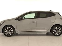 Usado Renault Clio V Techno 100 CV (73 kW) 2025 Gris Berlina