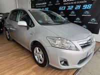Usado Toyota Auris Hybrid Active 135 CV (99 kW) 2011 Gris / plata Berlina