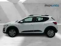 Usado Dacia Sandero Comfort 101 CV (74 kW) 2022 Blanco Berlina