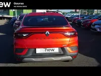 Usado Renault Arkana Zen 145 CV (106 kW) 2022 Rojo SUV