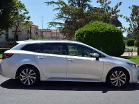 Usado Toyota Corolla Sport 122 CV (89 kW) 2021 Gris / plata Familiar