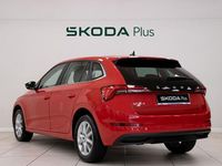 Usado Skoda Scala Ambition 150 CV (110 kW) 2023 Rojo Utilitario