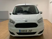 Usado Ford Tourneo Courier Trend 100 CV (73 kW) 2016 Blanco Monovolumen