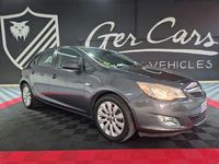 Usado Opel Astra Enjoy 110 CV (80 kW) 2010 Gris Utilitario