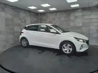 Usado Hyundai i20 101 CV (74 kW) 2021 Blanco Utilitario