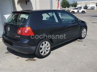 Usado VW Golf IV Trendline 105 CV (77 kW) 2004 Negro Berlina