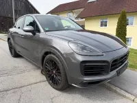 Usado Porsche Cayenne 460 CV (338 kW) 2023 Gris / plata SUV