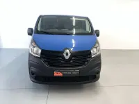 Usado Renault Trafic 120 CV (88 kW) 2018 Azul Monovolumen