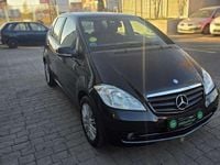 Usado Mercedes A160 Elegance 95 CV (69 kW) 2011 Negro Utilitario