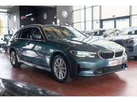 Usado BMW 330 Sport Line 286 CV (210 kW) 2021 Azul Familiar
