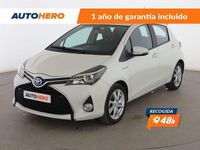 Käytetty Toyota Yaris Hybrid Active 102 HP (75 kW) 2015 Valkoinen Sedan