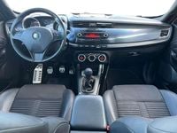 Usado Alfa Romeo Giulietta Distinctive 105 CV (77 kW) 2010 Blanco Utilitario