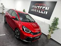 Usado Honda Jazz Advance 122 CV (89 kW) 2025 Rojo Utilitario