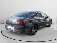 Usado VW Passat Executive 121 CV (88 kW) 2020 Gris Familiar