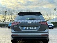 Käytetty VW Tiguan Sportline 150 HP (110 kW) 2019 Harmaa Katumaasturi