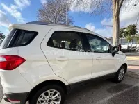 Usado Ford Ecosport Trend 112 CV (82 kW) 2016 Blanco SUV