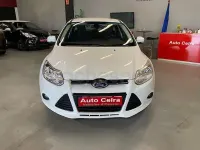 Usado Ford Focus Trend 150 CV (110 kW) 2011 Blanco Berlina