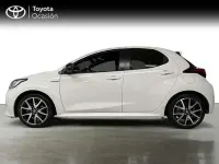Usado Toyota Yaris Style 116 CV (85 kW) 2022 Blanco Utilitario
