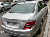 Usado Mercedes C220 Avantgarde 150 CV (110 kW) 2008 Gris / plata Berlina