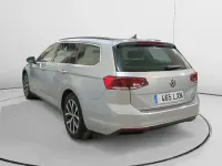 Usado VW Passat Executive 150 CV (110 kW) 2022 Gris Familiar