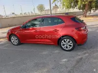Usado Renault Mégane LIMITED 115 CV (84 kW) 2019 Rojo Berlina
