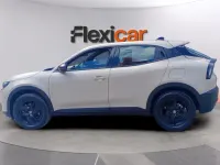 Usado Alfa Romeo Junior 136 CV (100 kW) 2025 Beige SUV