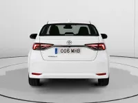 Usado Toyota Corolla 125 CV (91 kW) 2023 Blanco Berlina